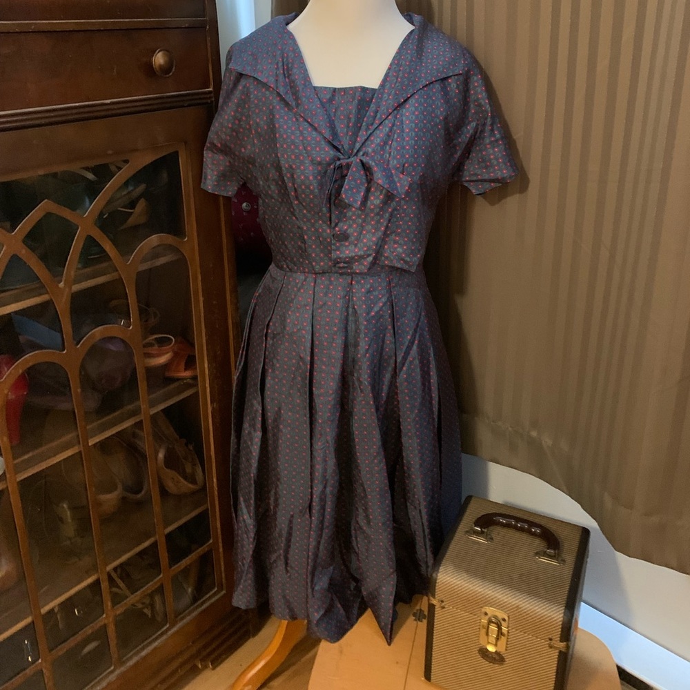 Vintage Early 60’s Silk Dress & Bolero Set - Picture 2 of 11